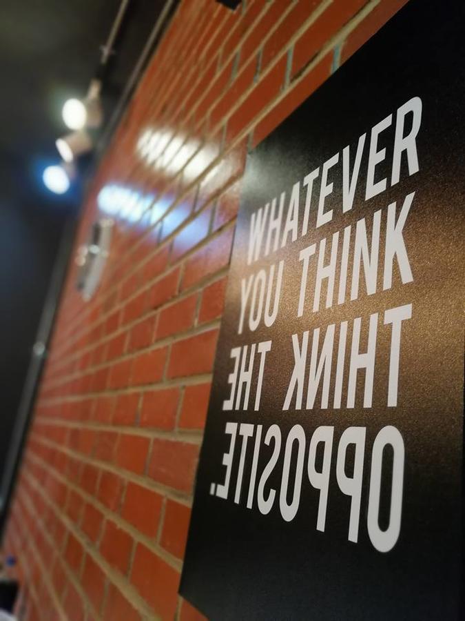 The Rise Room Κουάλα Τερενγκάνου Εξωτερικό φωτογραφία A sign at the entrance of the building